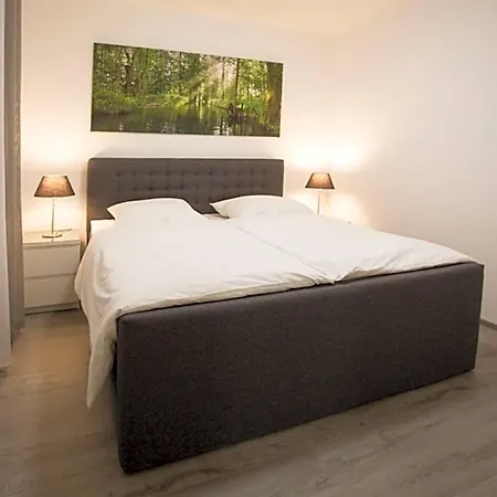 Hotel Mit Blick Auf Spree In 3*
