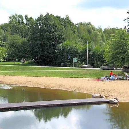 Mit Blick Auf Spree In Lubben